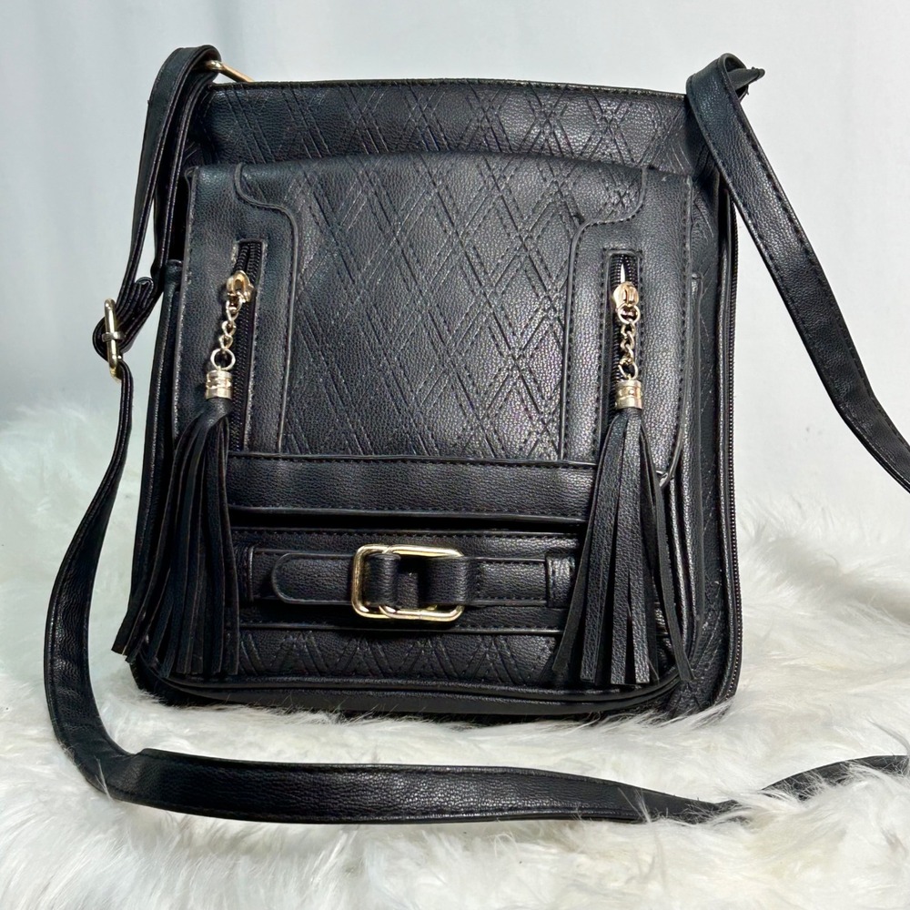 Black Quilted Faux Leather‎ Crossbody Bag Gold Buckle Tassel Zipper